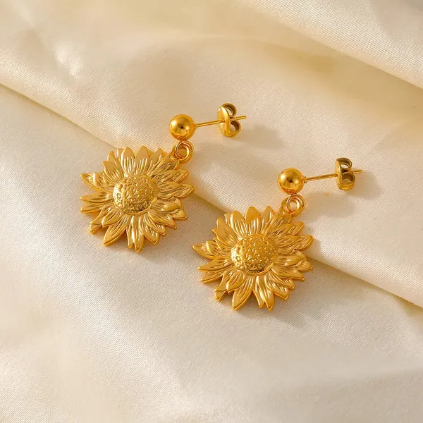 Gold_Sunflower_Earrings_For_Women